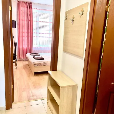 Lägenhet Europe Holiday Apartments First Sea Line Coast