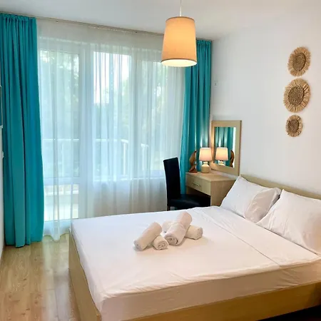 Lägenhet Europe Holiday Apartments First Sea Line Coast *