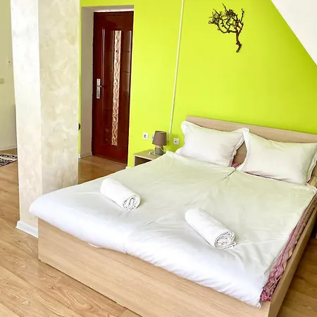 Europe Holiday Apartments First Sea Line Coast