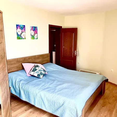 Europe Holiday Apartments First Sea Line Coast פומורי