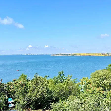 דירה Europe Holiday Apartments First Sea Line Coast
